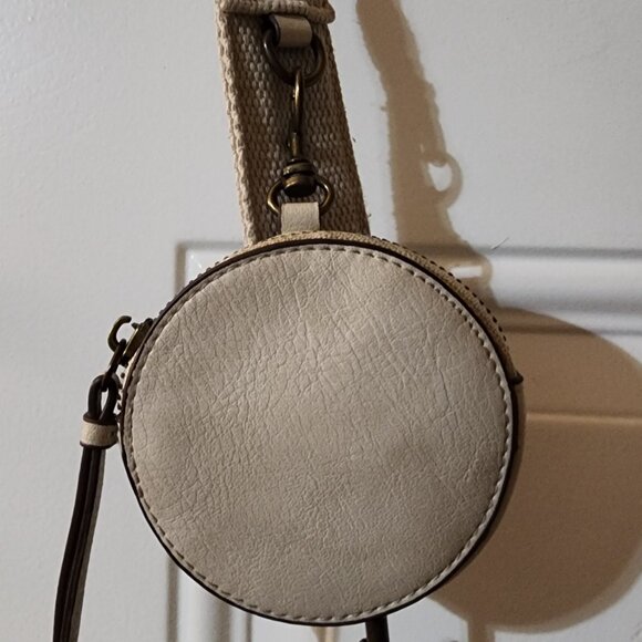 Pink and White Crossbody Bag - Picture 6 of 8